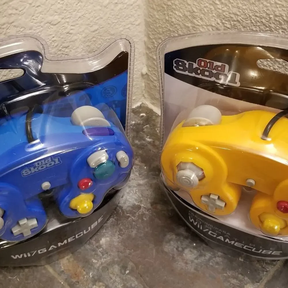 2 Gamecube Controllers - Blue & Orange (NEW) - Nintendo - Old Skool